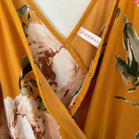 Xhilaration Flowy Floral Jumpsuit - Picture 5 of 15